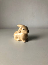 Load image into Gallery viewer, NEW - Vintage Sylvac Bunny