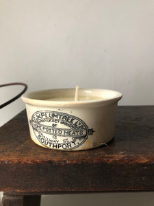 G.W Plumtree Vintage Pot Candle, Sweet orange and Rosemary