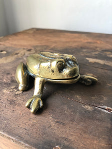 Antique Brass Frog Vesta