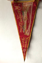 Load image into Gallery viewer, Niagra Falls Vintage Pennant flag