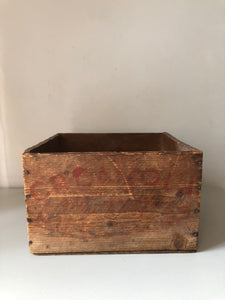 Rustic Vintage Drinks Crate