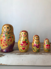 Load image into Gallery viewer, Set of vintage Russian Nesting Dolls