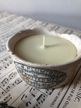 Load image into Gallery viewer, Plumtree Vintage Pot Candle, Sweet orange and Rosemary