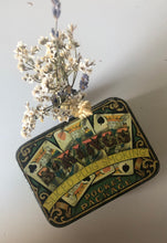 Load image into Gallery viewer, Vintage ‘Plain Tree’ Tobacco Tin