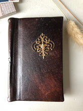 Load image into Gallery viewer, Vintage Leather Bound Pocket Address Book